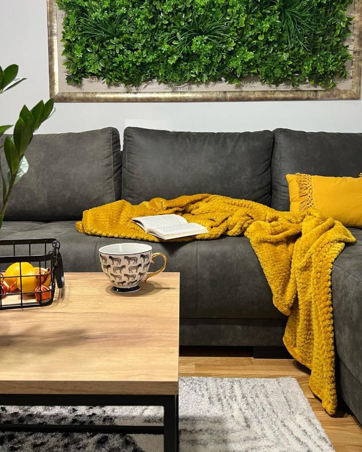Jungle Lux Apartment Cacak Ngoại thất bức ảnh