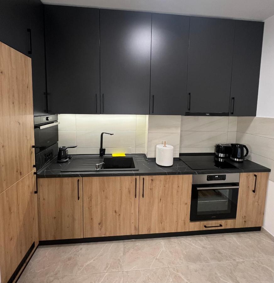 Jungle Lux Apartment Cacak Ngoại thất bức ảnh